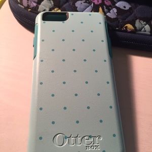 Otter box iPhone 6.