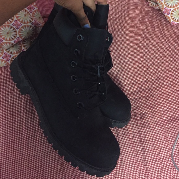 Black Timberlands