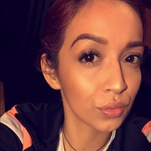 Meet your Posher, Saida