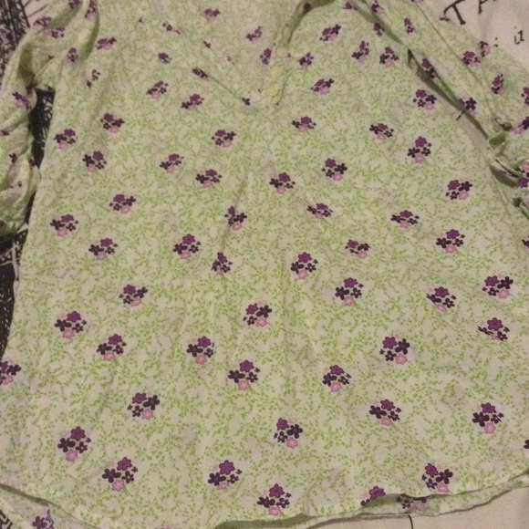 Floral print button up - Picture 3 of 3