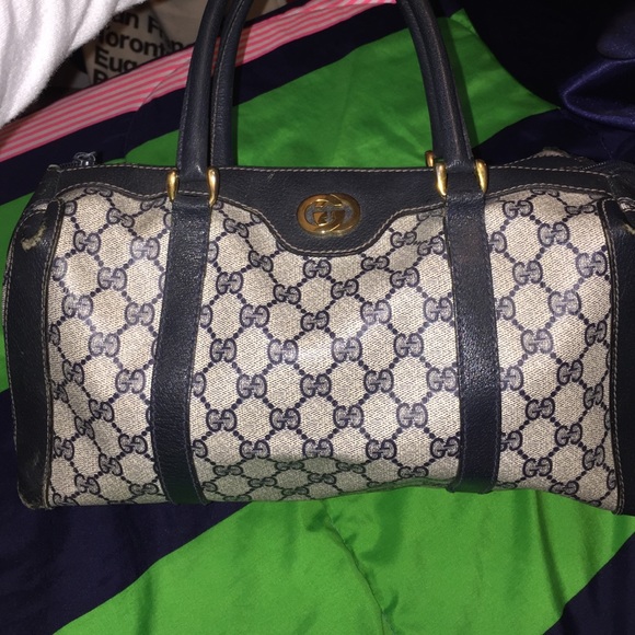 Gucci bag - Picture 1 of 3
