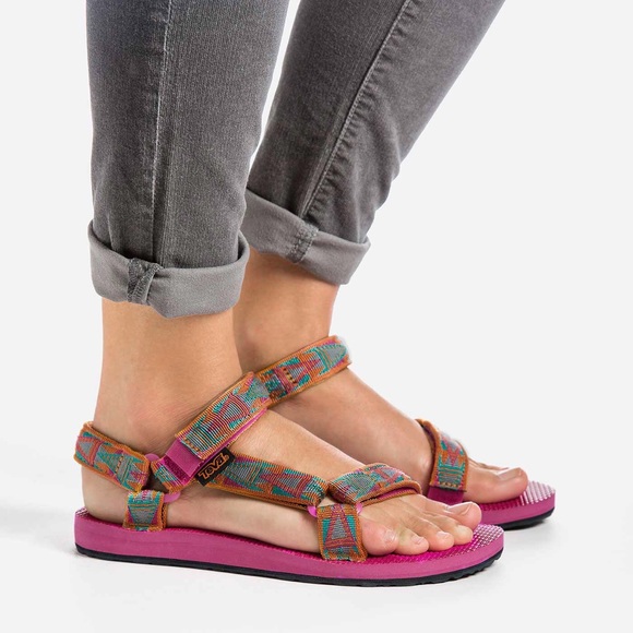 Teva original universal 👣*NWT*