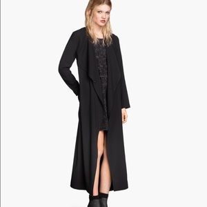 New with Tags H&M Trench with Sexy Leg Slits!