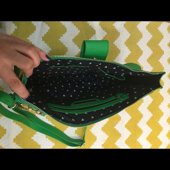 Street Level Green Faux Leather Bag NWOT - Picture 2 of 4