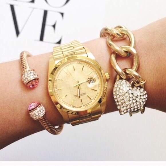 Classic Gold Link Watch - Picture 1 of 4