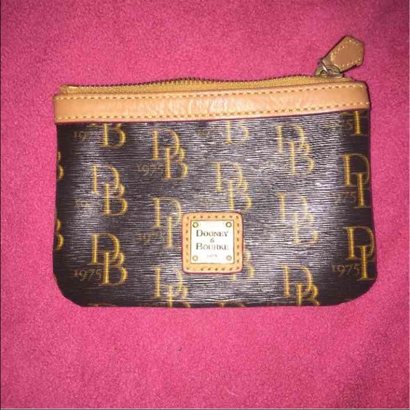 Dooney and Bourke money purse