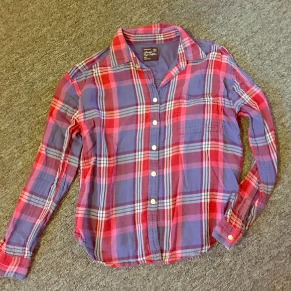 AE long sleeve shirt
