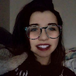 Meet your Posher, Mckenzie