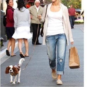 Sanuk canvas yellow and white shoes