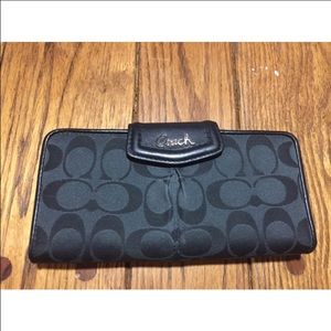 Authentic Coach Women's Wallet