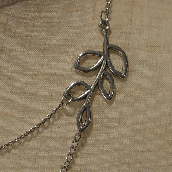 Silver Hollow Leaves Double Chain Necklace - Picture 2 of 2