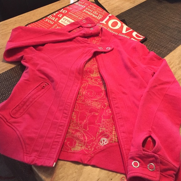 Lululemon light zip jacket