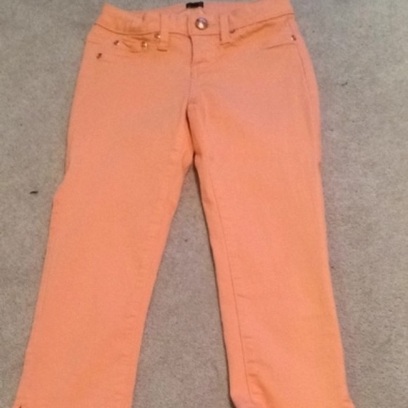 Bebe colored cropped jeans