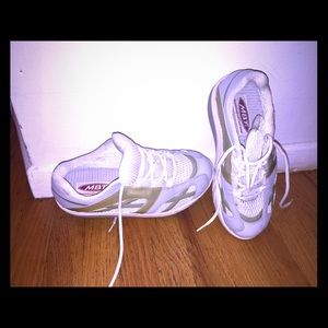 Worn twice- The Original MBT Toning Sneaker!