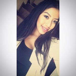 Meet your Posher, Lesley