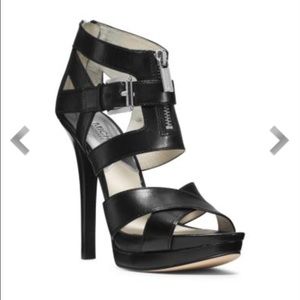 ⚡️⚡️24 hr sale⚡️⚡️Michael Kors Pump sz8 NWT