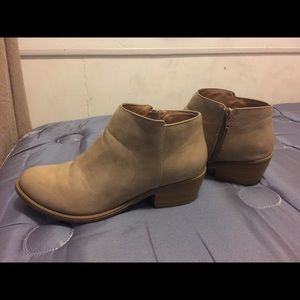Brand new cute booties
