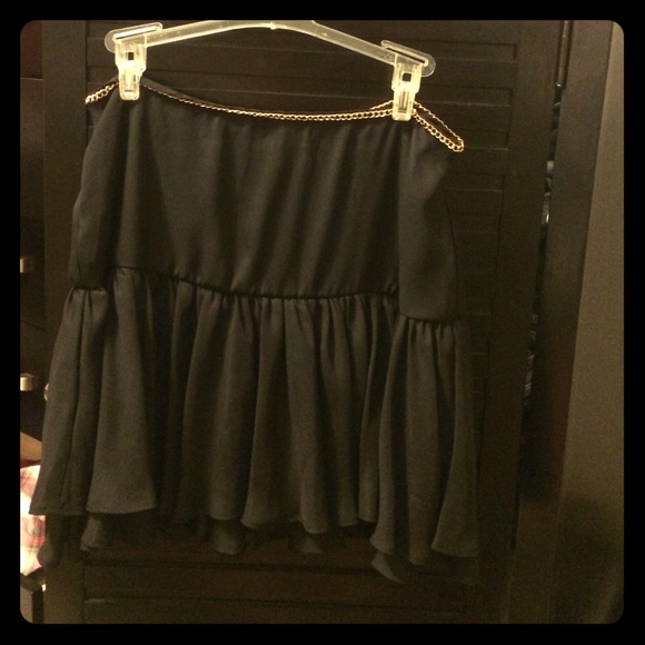 Black skirt!