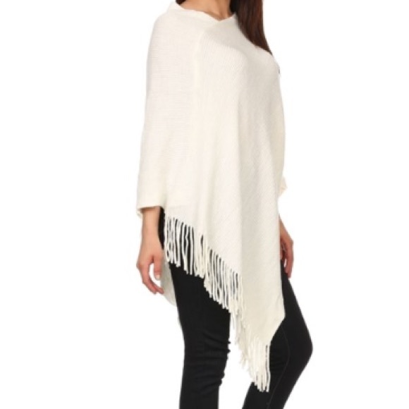 Knit poncho - Picture 2 of 4