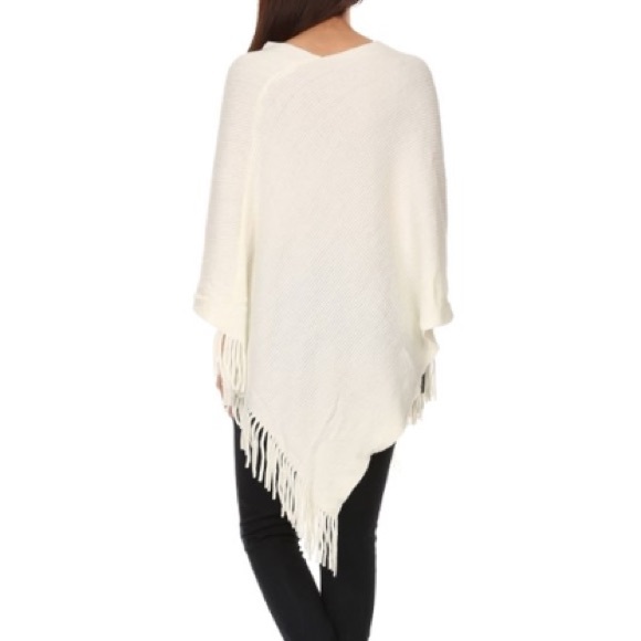 Knit poncho - Picture 4 of 4