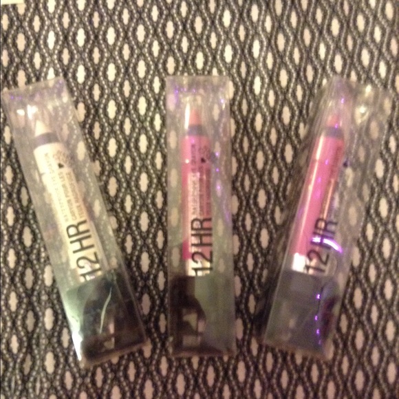 12 hour water proof make up crying for eyes