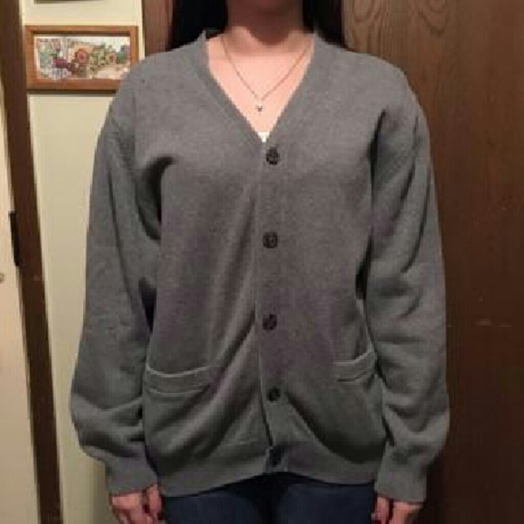 comfy thick grey sweater/cardigan