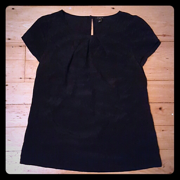 Short sleeve Ann Taylor blouse