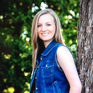 Meet your Posher, Lori