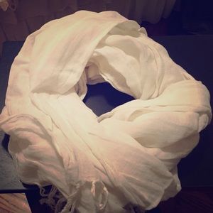 Brand New Madewell White Linen Scarf