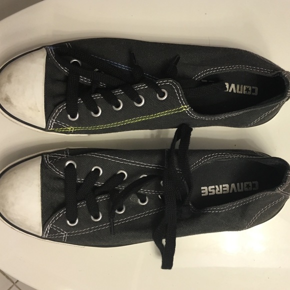 Black converse