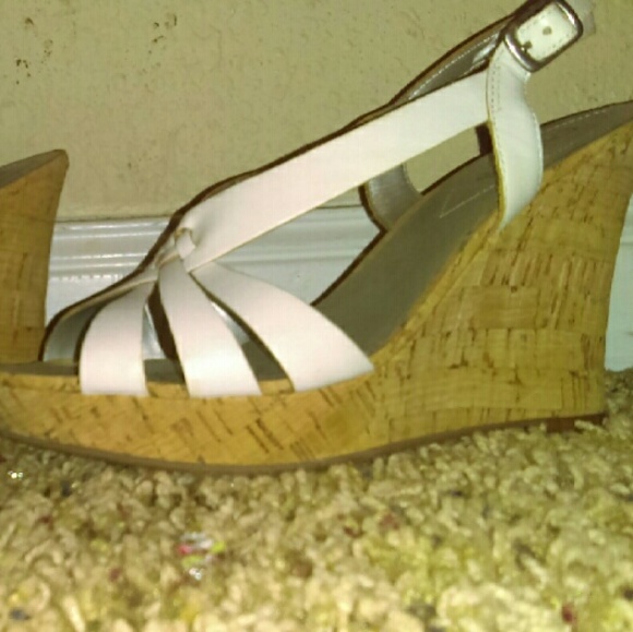 Dress shoes worn few times, leather, good cond. - Picture 1 of 2