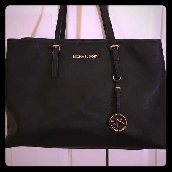 Michael Kors Jet Set Tote
