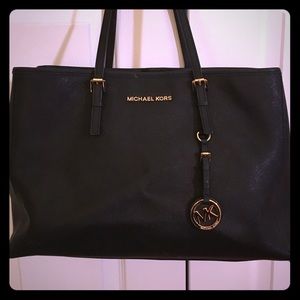 Michael Kors Jet Set Tote