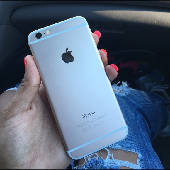 Gold iPhone 6 - Picture 1 of 2