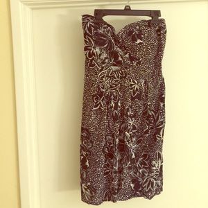 Black and white Hawaiian print dress