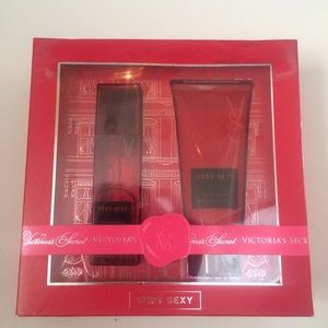 Victoria secret set