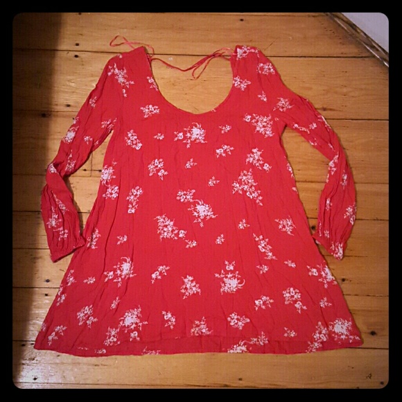 Short backless dress