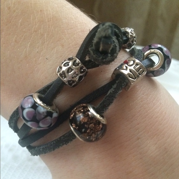 SALE! Leather Black Band for Heart~Love Bracelet