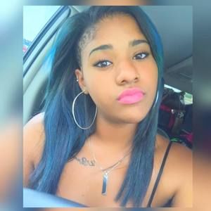 Meet your Posher, Diaa