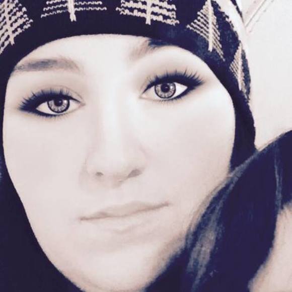 Meet your Posher, Amanda - Picture 1 of 1