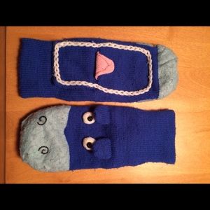 Super Cute Hippo Mittens