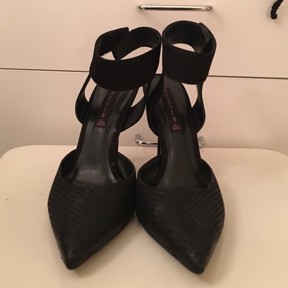 Steve Madden heels