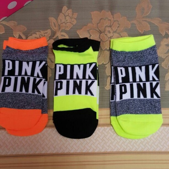 ISO CHEAP VS/PINK BUNDLE