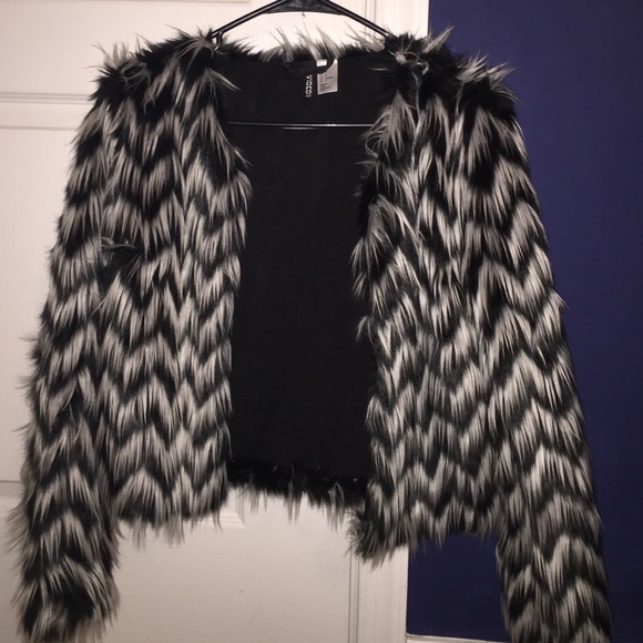 Jackets & Blazers - Faux fur