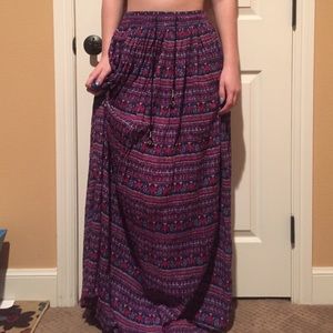 Long maxi skirt