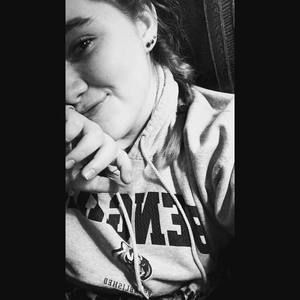 Meet your Posher, Kaelyn