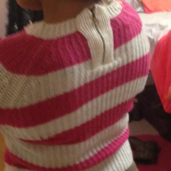 Sweater - Picture 2 of 2