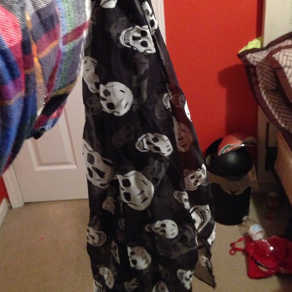 Scarf - Picture 2 of 2