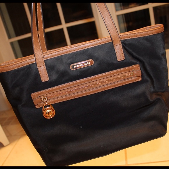 MICHAEL KORS brown & black
