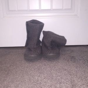 Grey Knit Uggs